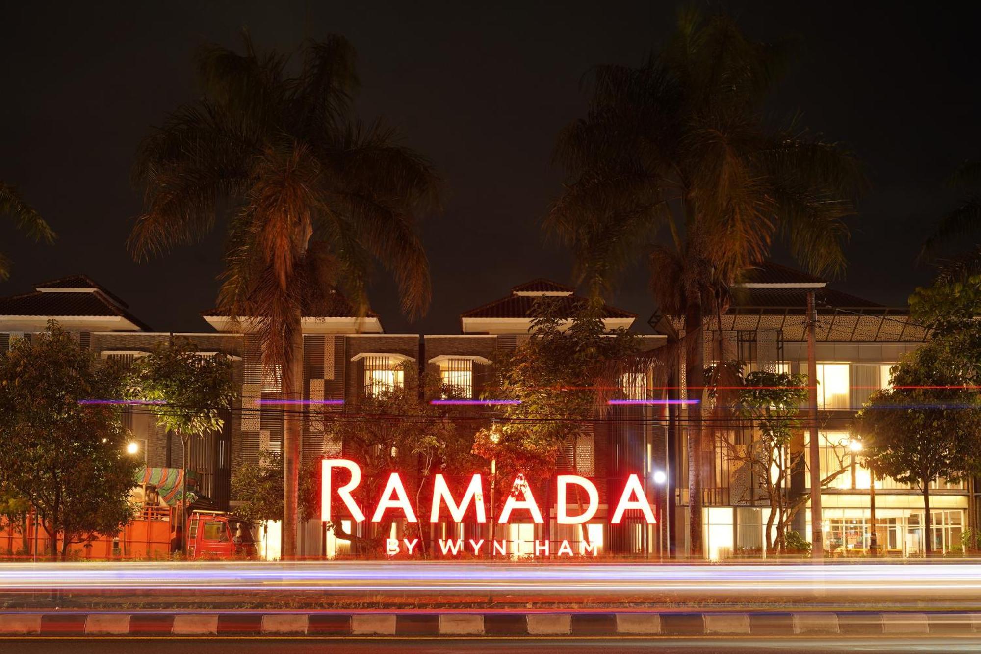 Ramada By Wyndham Yogyakarta 호텔 스레맨 외부 사진